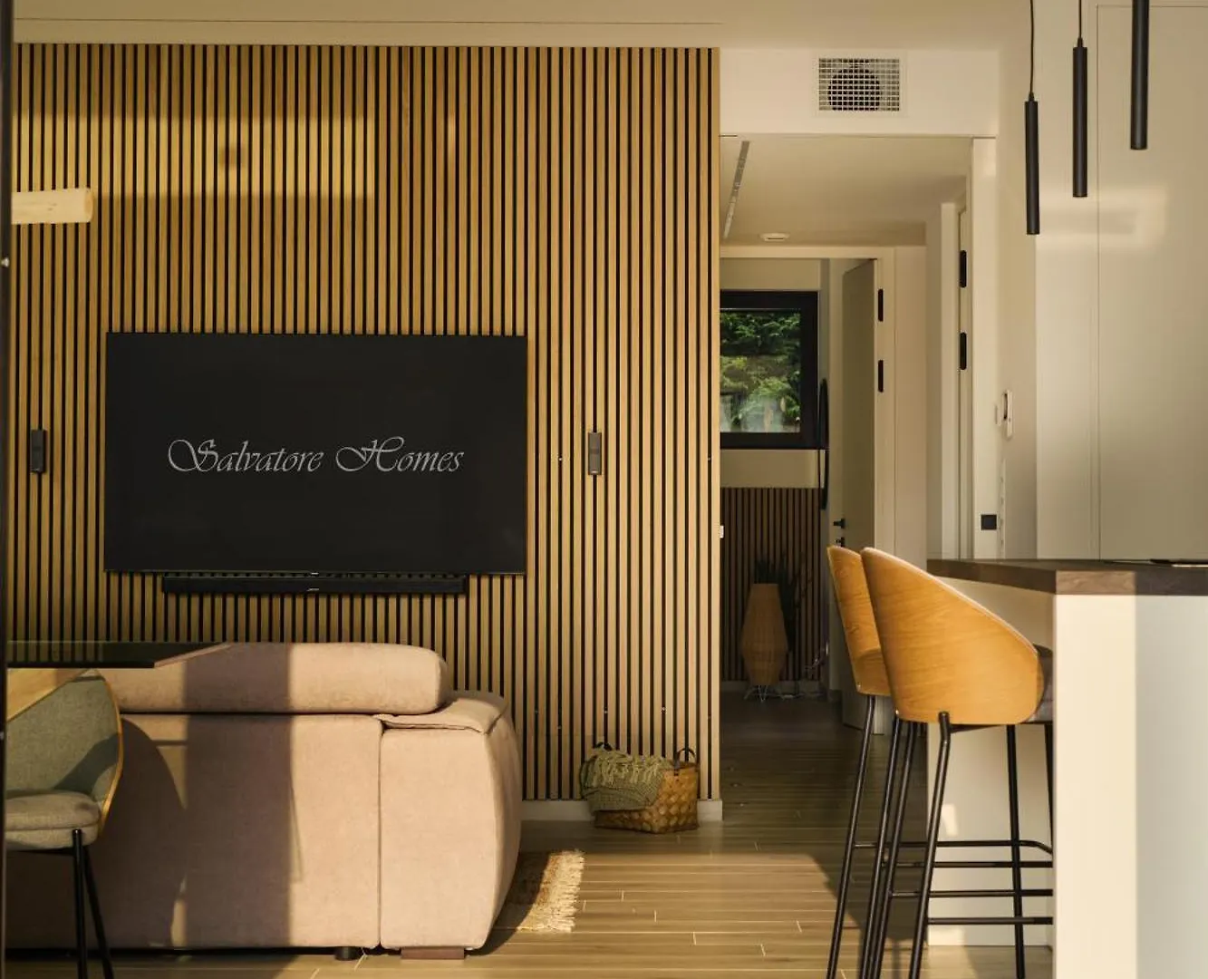 Apartment Salvatorehomes - Pure Luxury In The Centre Of Bardolino With Pool & Private Garden - Casa Olivia - A 5 Star Luxury Collection At Lake Garda Italy