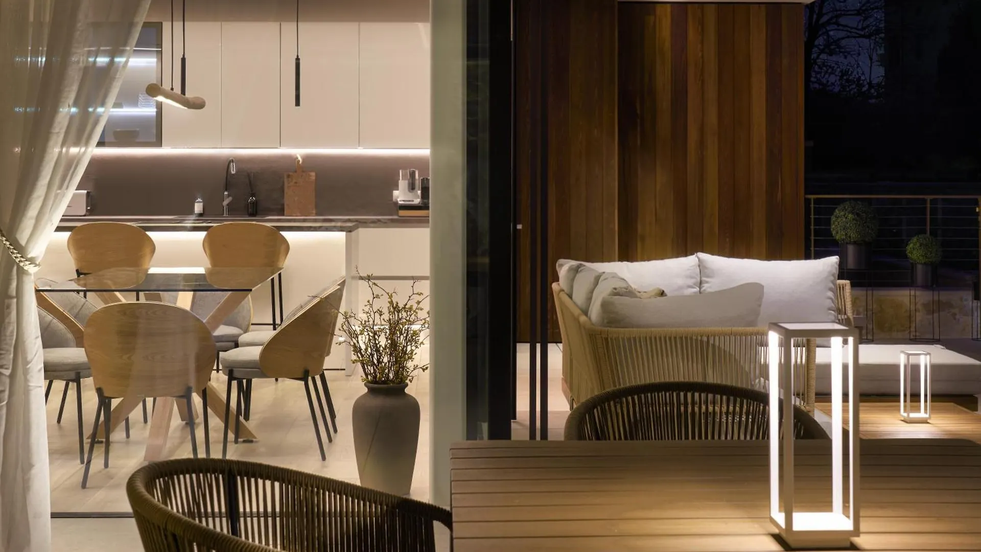 Salvatorehomes - Pure Luxury In The Centre Of Bardolino With Pool & Private Garden - Casa Olivia - A 5 Star Luxury Collection At Lake Garda Apartment