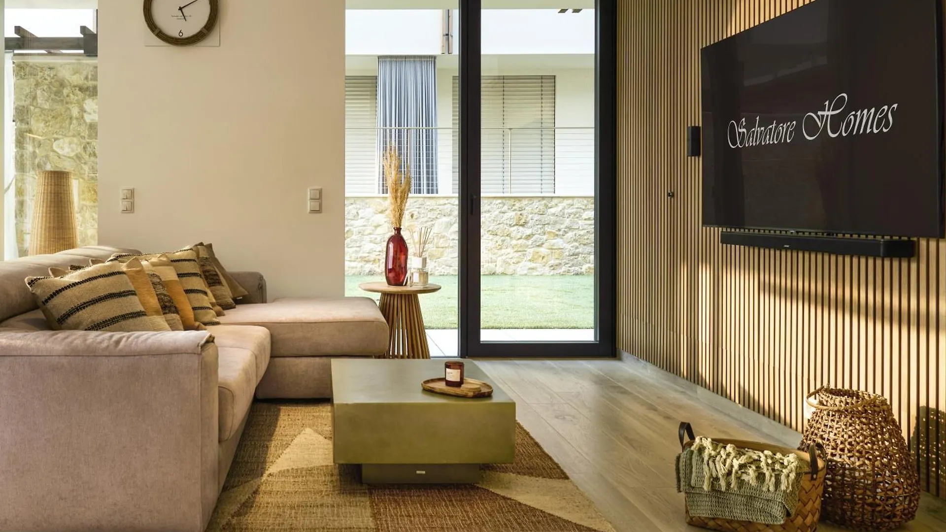 Salvatorehomes - Pure Luxury In The Centre Of Bardolino With Pool & Private Garden - Casa Olivia - A 5 Star Luxury Collection At Lake Garda Apartment